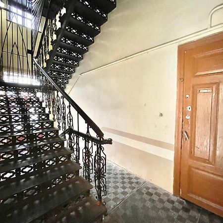 Cozy Apartment On Greek Street 15 Одеса Екстериор снимка