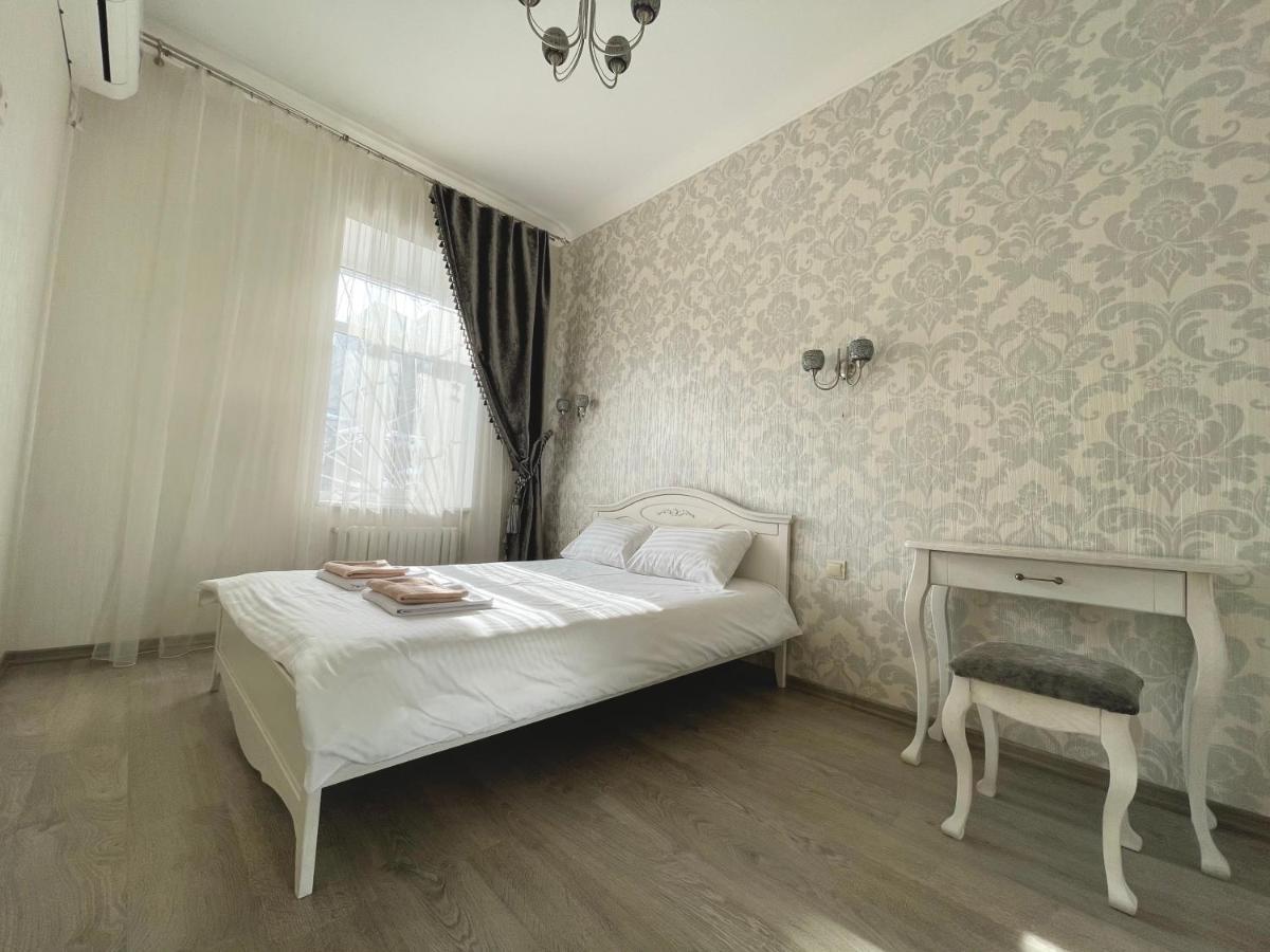 Cozy Apartment On Greek Street 15 Одеса Екстериор снимка